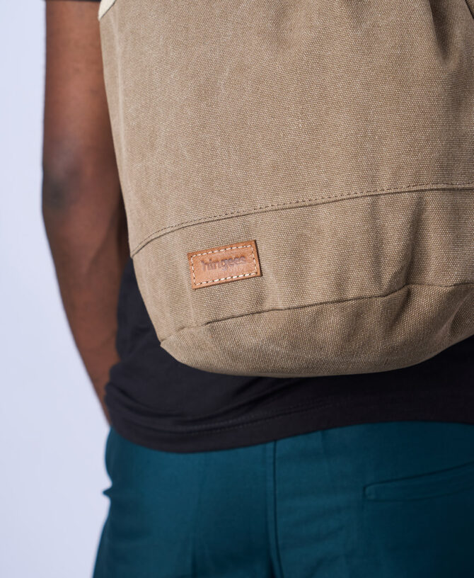Hingees-Rucksack-Khaki